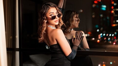 ArianaRoux's Hot Anal