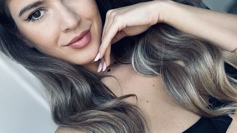 ChloeQuinn's Hot Anal