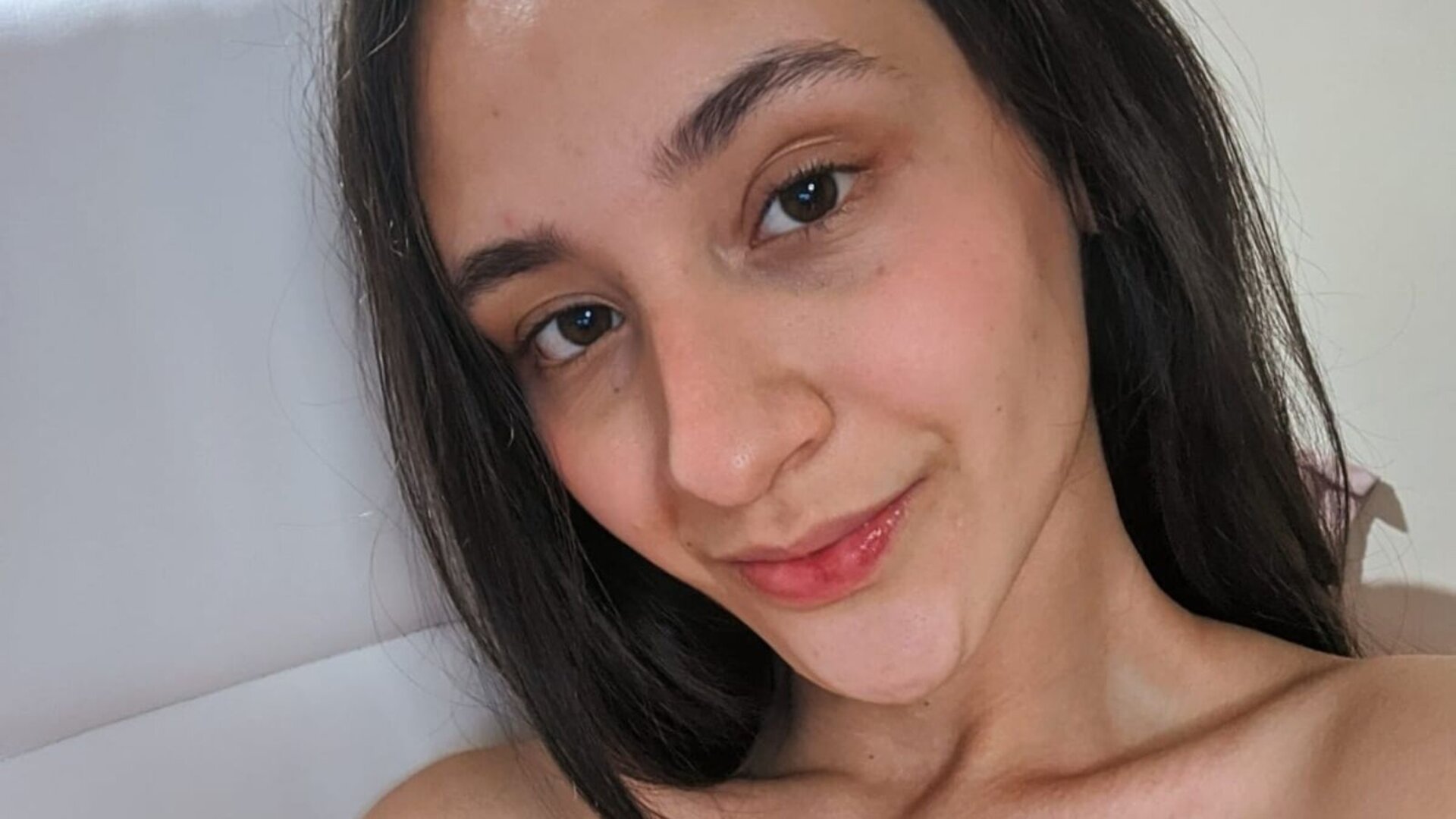 DanielleRoberts's Hot Anal