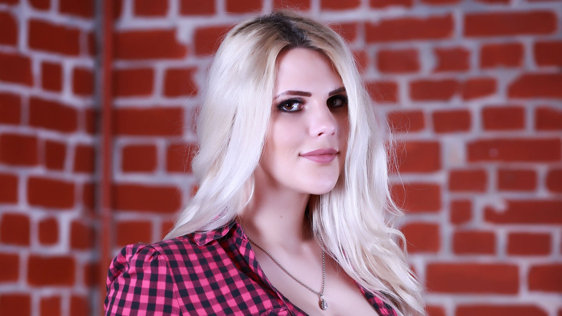 DiamondFame's Hot Anal