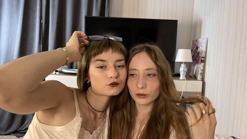 LaineAndCarina's Hot Anal