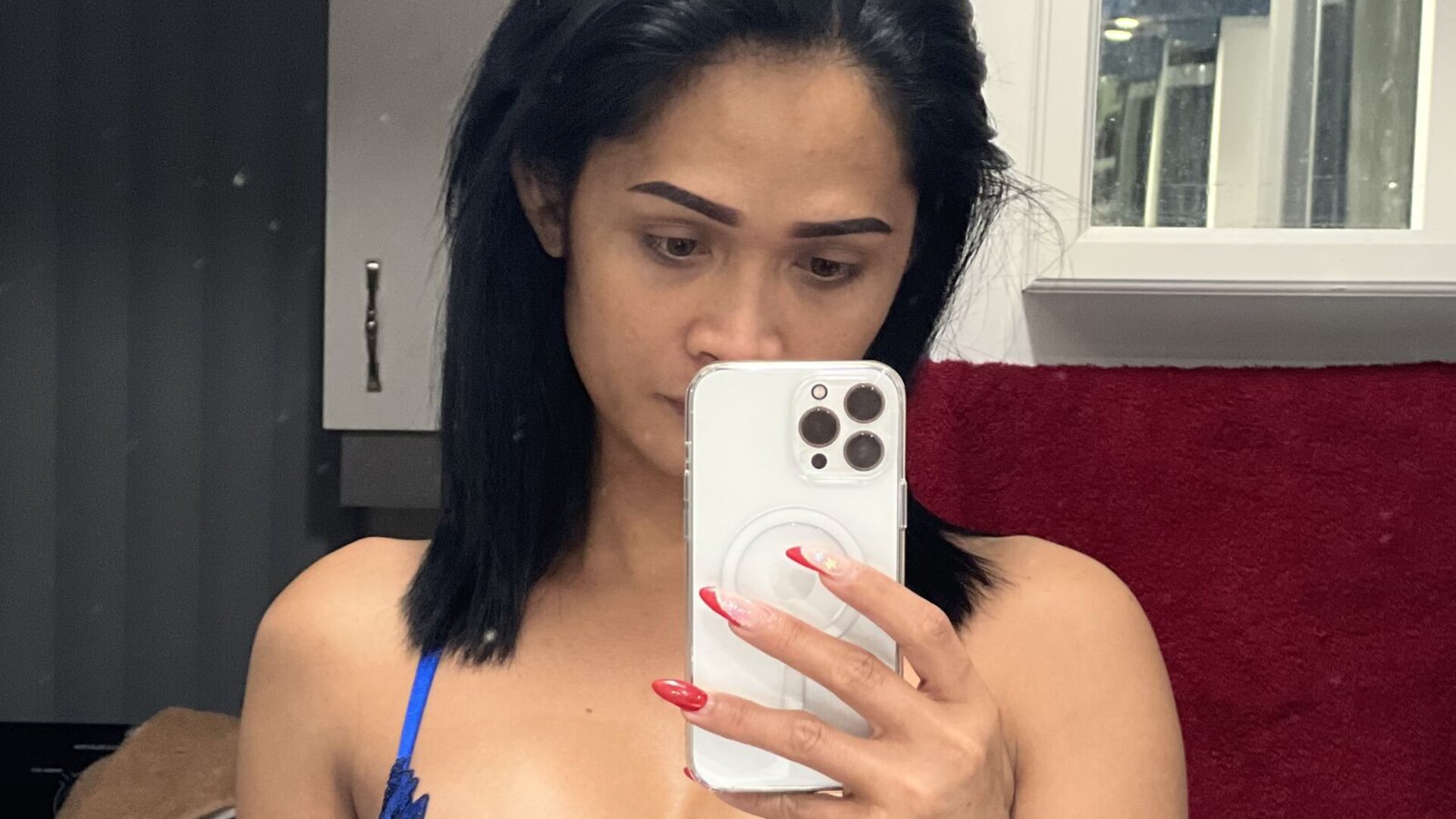 KimPelletier's Hot Anal